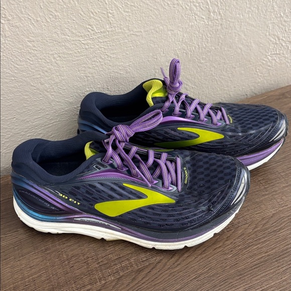 Brooks Transcend 4 Women’s Running Shoe Size 8 Purple/Navy - Picture 1 of 9